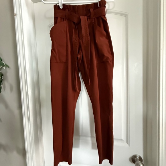 Athleta Cinnamon Tie-Waist Trousers Size 4 - Picture 4 of 16